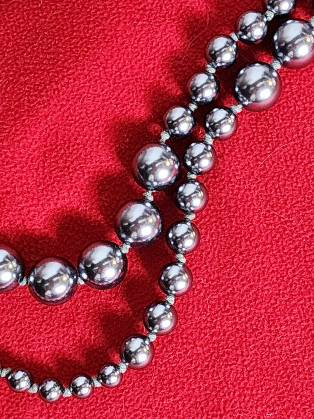 Chico's Extra Long 66" Flapper Gray Silver Graduated Bead Unisex Knot Necklace - Picture 15 of 16